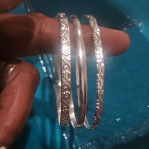 Elegant Sterling Silver Floral Bangles Set Of Three Ladies Size 8